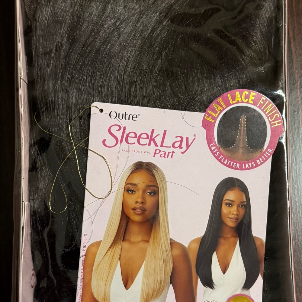 Chanelle Lace Front Wig by Outre NIB